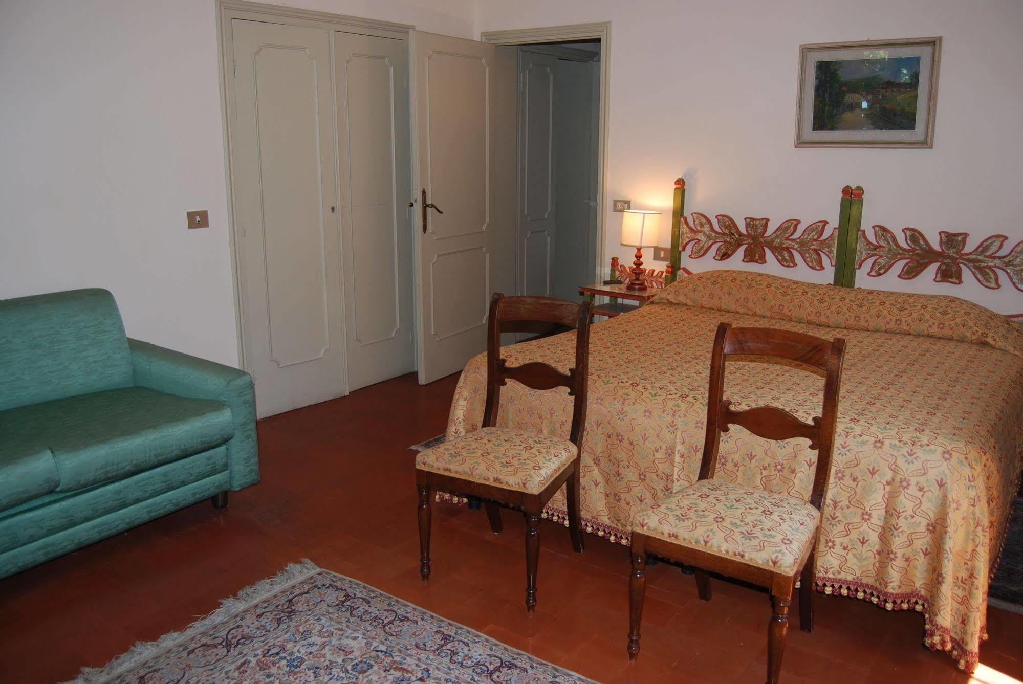 Hotel Villa Le Rondini Florença Exterior foto